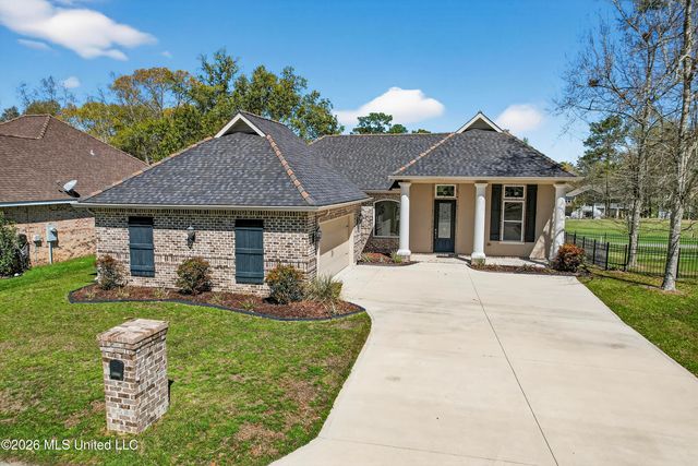 87116 Highpoint Drive, Diamondhead, MS 39525