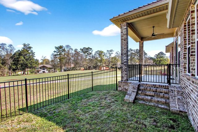 87116 Highpoint Drive, Diamondhead, MS 39525