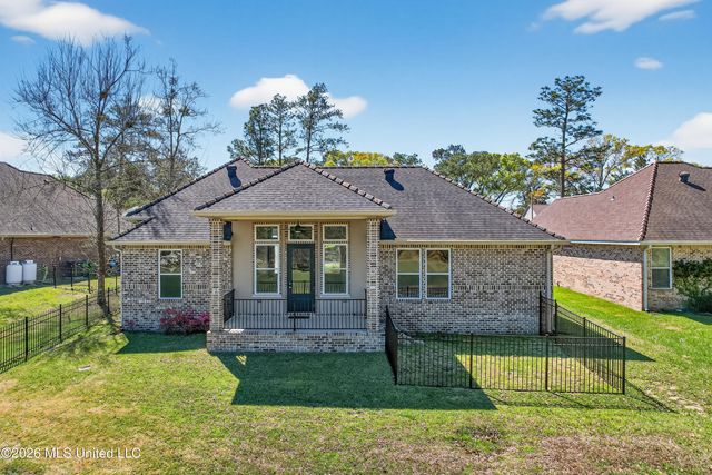 87116 Highpoint Drive, Diamondhead, MS 39525