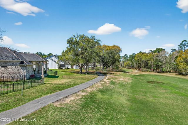 87116 Highpoint Drive, Diamondhead, MS 39525