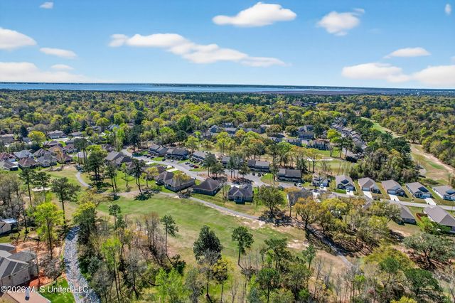 87116 Highpoint Drive, Diamondhead, MS 39525