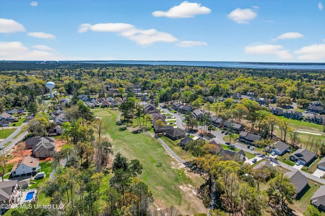 87116 Highpoint Drive, Diamondhead, MS 39525