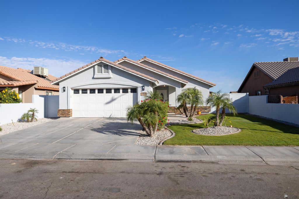 1980 E San Pedro St, San Luis, AZ 85336