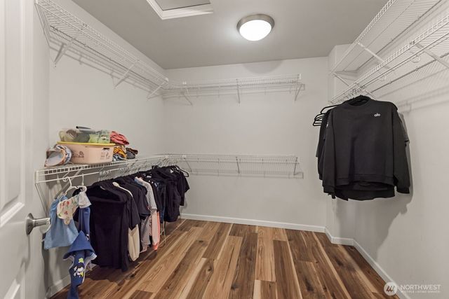 4218 NE 9th Cir, Renton, WA 98059