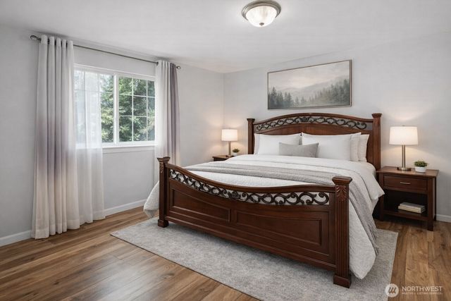 4218 NE 9th Cir, Renton, WA 98059