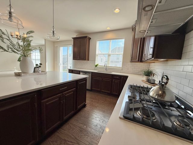 6394 S Trailwoods Drive, Scio Twp, MI 48103