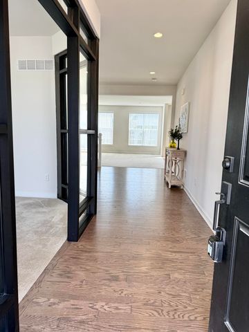 6394 S Trailwoods Drive, Scio Twp, MI 48103
