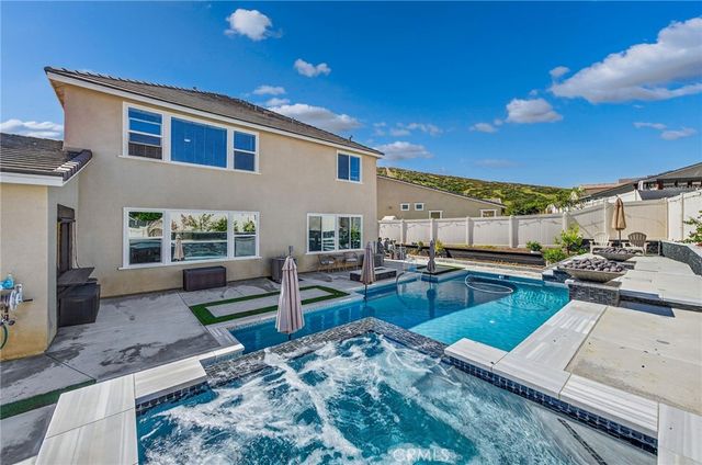 29530 Shire Horse Way, Menifee, CA 92584