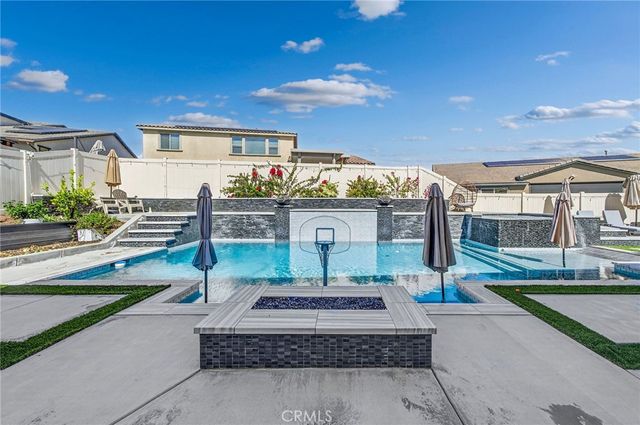 29530 Shire Horse Way, Menifee, CA 92584