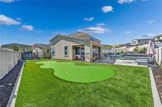 29530 Shire Horse Way, Menifee, CA 92584