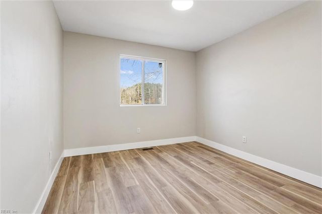 28428 Westbrook ST, Newsoms, VA 23874