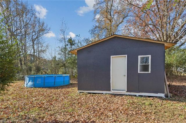 28428 Westbrook ST, Newsoms, VA 23874