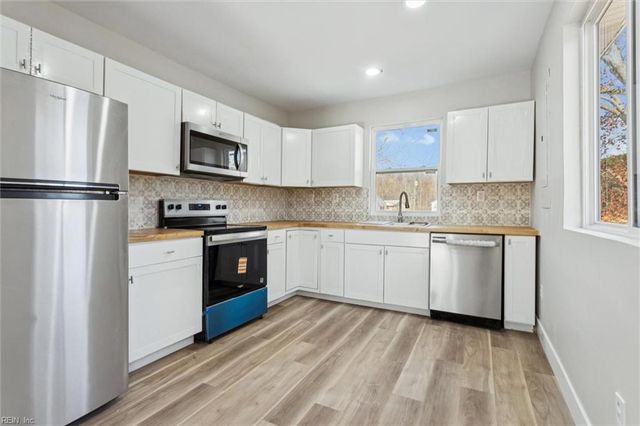 28428 Westbrook ST, Newsoms, VA 23874