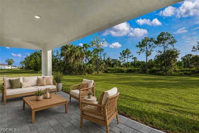 6032 Stratton RD, Fort Myers, FL 33905