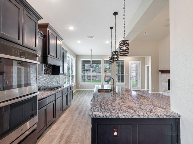 16819 Beechwood Forest Way, Humble, TX 77346