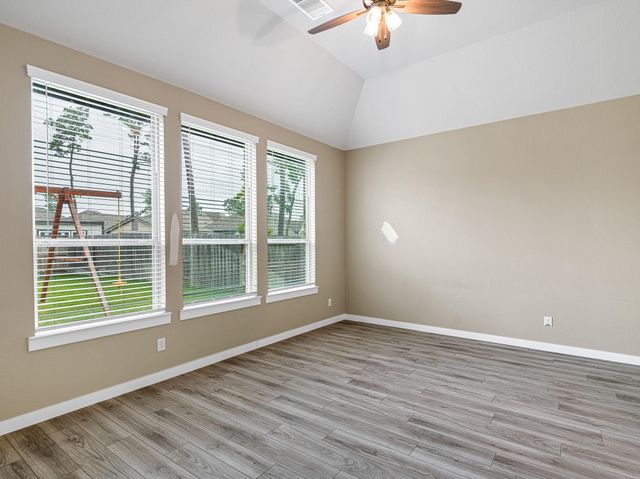 16819 Beechwood Forest Way, Humble, TX 77346