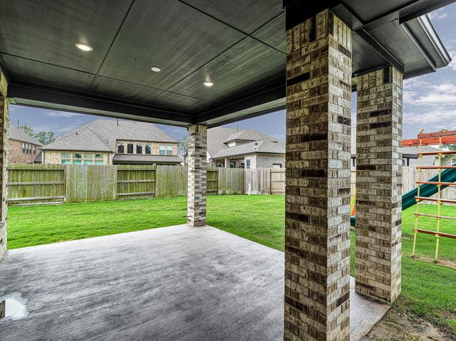 16819 Beechwood Forest Way, Humble, TX 77346