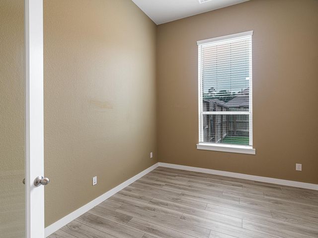 16819 Beechwood Forest Way, Humble, TX 77346