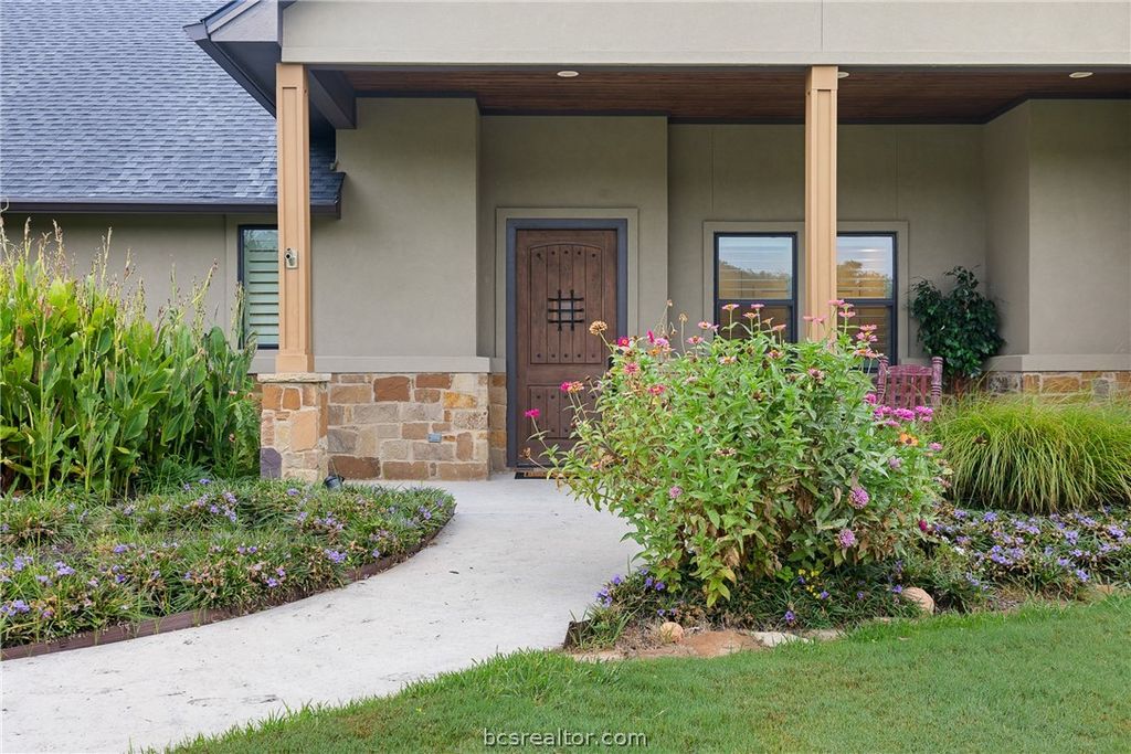 10821 Lonesome Dove Trail, Bryan, TX 77808 — photo 5