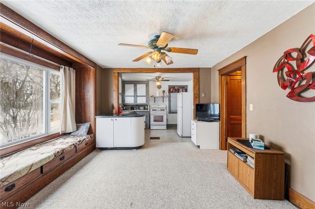 34 N Bon Air Avenue, Youngstown, OH 44509