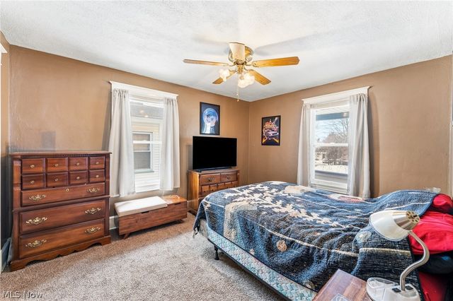 34 N Bon Air Avenue, Youngstown, OH 44509