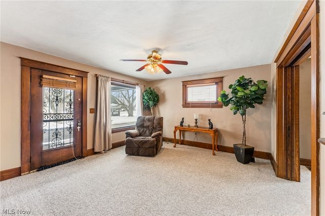 34 N Bon Air Avenue, Youngstown, OH 44509