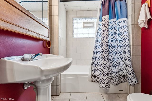 34 N Bon Air Avenue, Youngstown, OH 44509