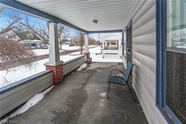 34 N Bon Air Avenue, Youngstown, OH 44509