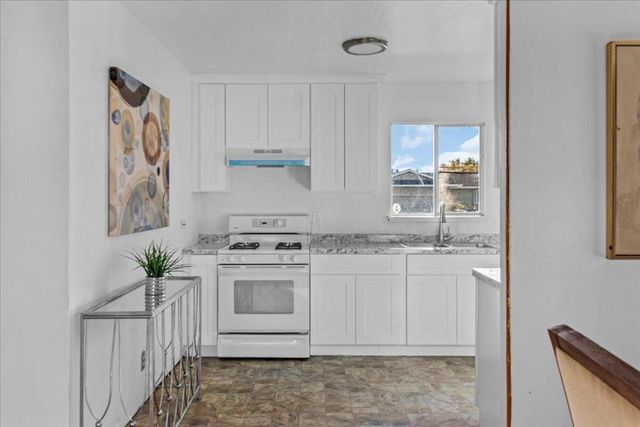 344 Pueblo Drive, Salinas, CA 93906