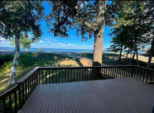 7433 US Highway 169, Garrison, MN 56450