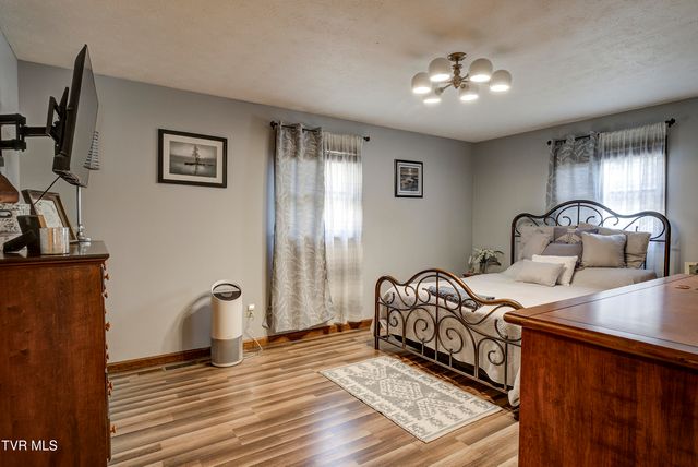 257 Cripple Creek Loop, Watauga, TN 37694