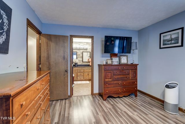 257 Cripple Creek Loop, Watauga, TN 37694