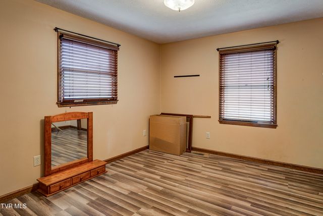 257 Cripple Creek Loop, Watauga, TN 37694