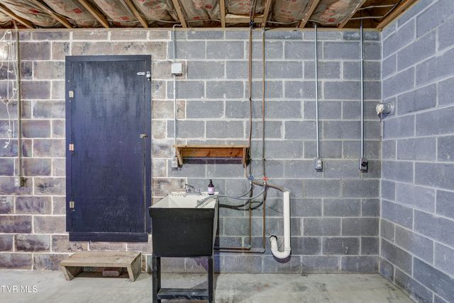 257 Cripple Creek Loop, Watauga, TN 37694