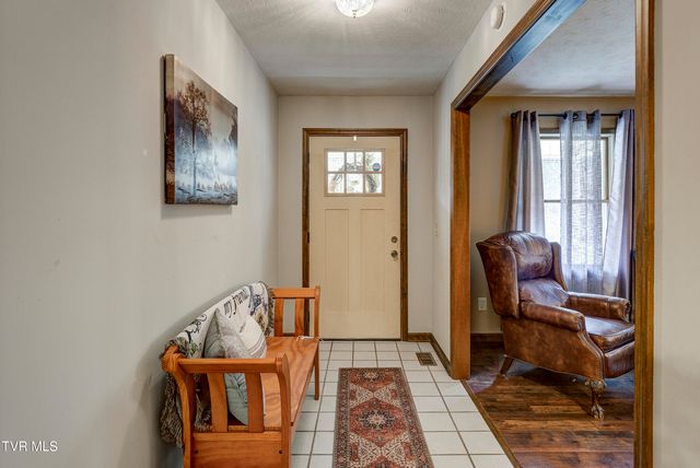 257 Cripple Creek Loop, Watauga, TN 37694