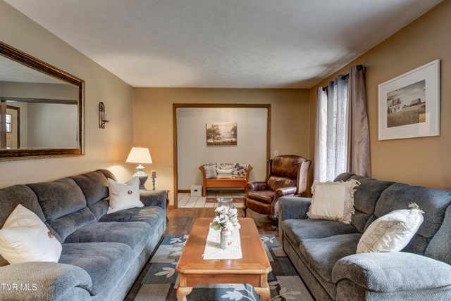 257 Cripple Creek Loop, Watauga, TN 37694