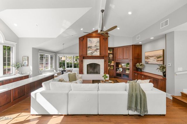 13226 Nightsky Drive, Camarillo, CA 93012