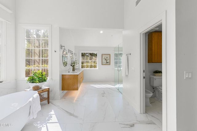 13226 Nightsky Drive, Camarillo, CA 93012