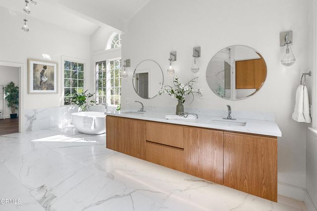 13226 Nightsky Drive, Camarillo, CA 93012