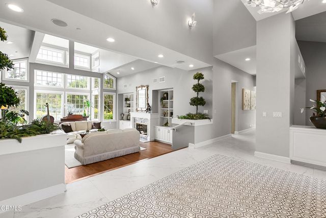 13226 Nightsky Drive, Camarillo, CA 93012