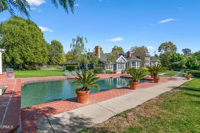 13226 Nightsky Drive, Camarillo, CA 93012