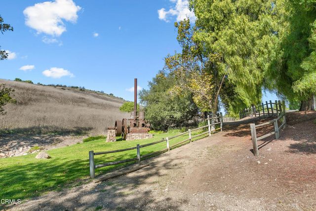 13226 Nightsky Drive, Camarillo, CA 93012