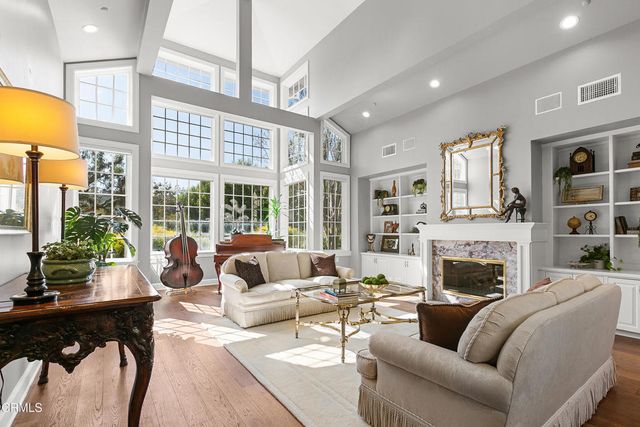 13226 Nightsky Drive, Camarillo, CA 93012