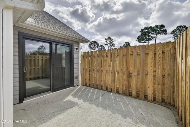 601 Silver Grass Court, Wilmington, NC 28405