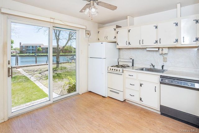 144 W Lake Drive, Lindenhurst, NY 11757