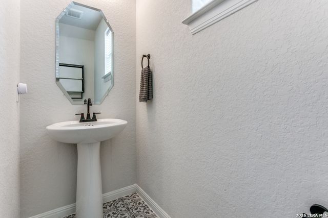 15051 SUMMER LYNN PL, San Antonio, TX 78217