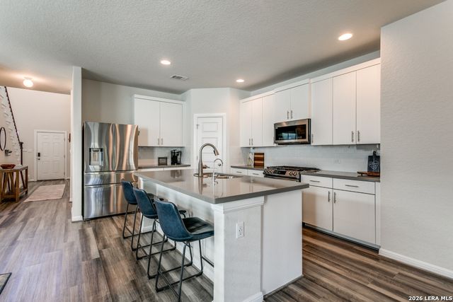 15051 SUMMER LYNN PL, San Antonio, TX 78217