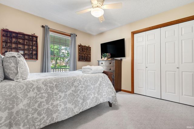 25612 Shorewood Court, South Bend, IN 46619