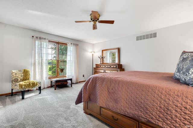 25612 Shorewood Court, South Bend, IN 46619