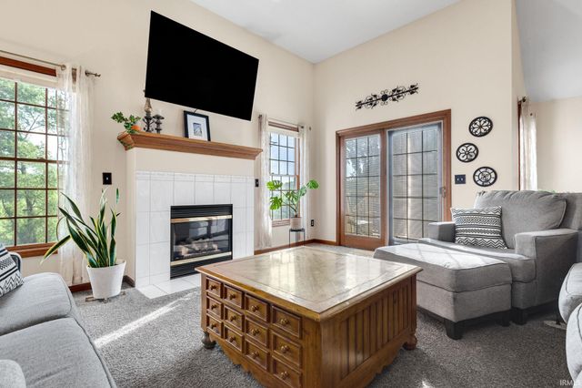 25612 Shorewood Court, South Bend, IN 46619